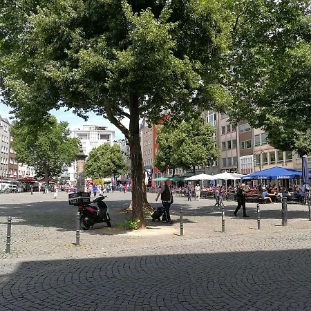 Apartment Sehr Zentrales 30 Qm Cologne